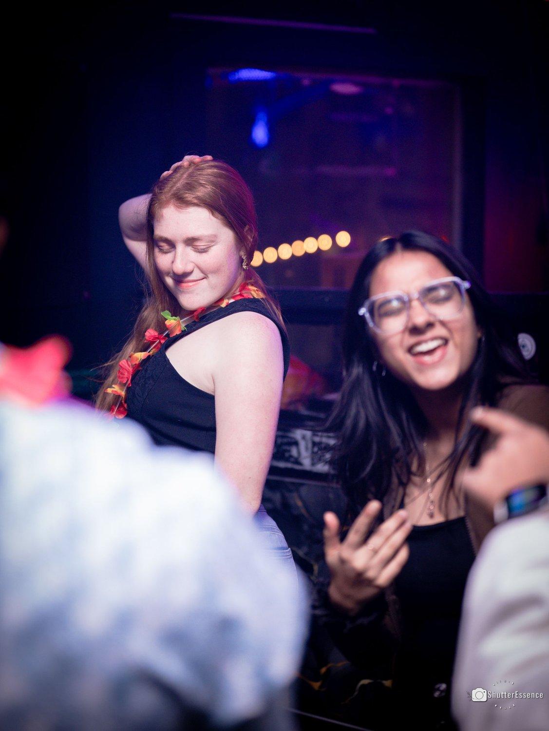 carousel-hero-element image-19